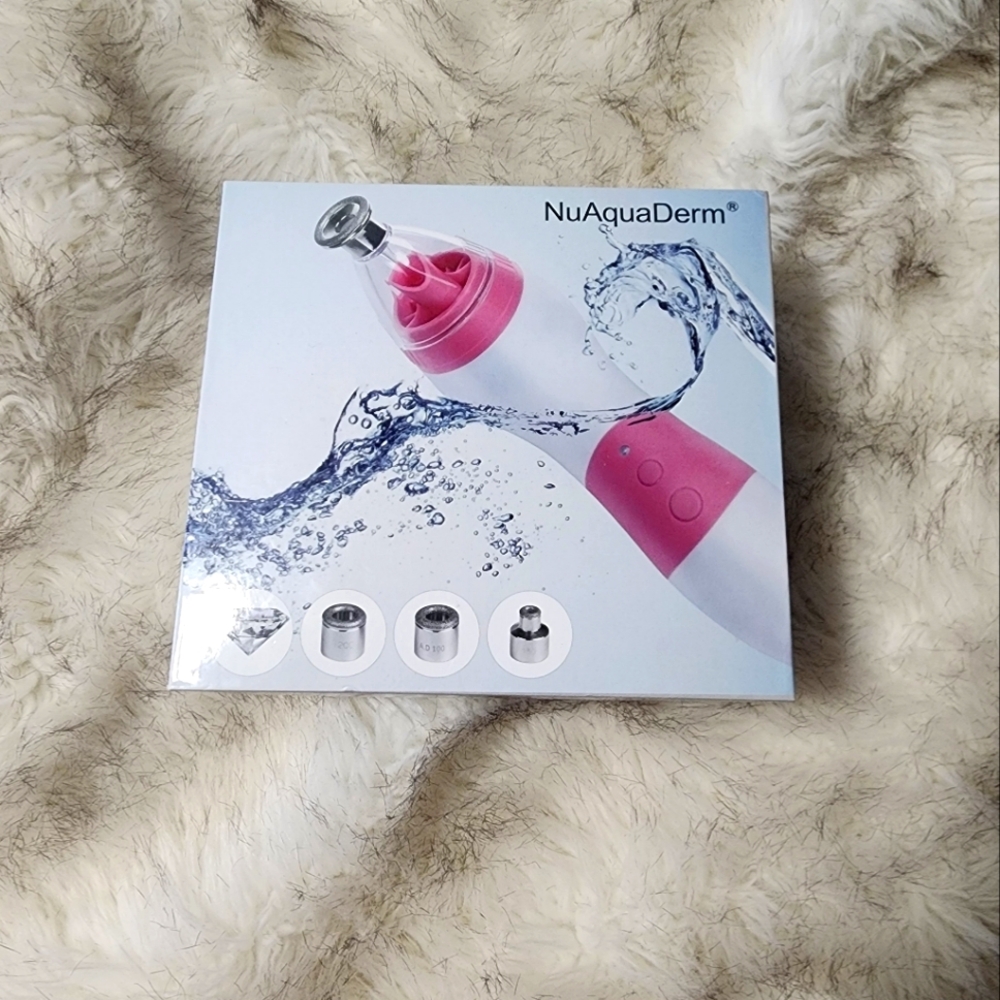 NuAquaDerm Pink Facial Cleansing Device